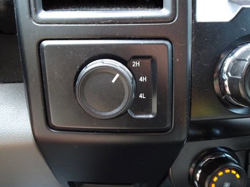 Used 2019 Ford F150 XL w/ Equipment Group 101A Mid AWD/4WD image 22