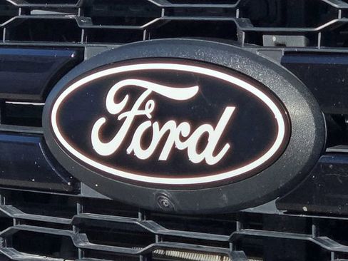 Used 2024 Ford F150 Lariat w/ Bed Utility Package image 7