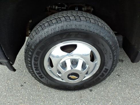 Used 2021 Chevrolet Silverado 3500 High Country image 10