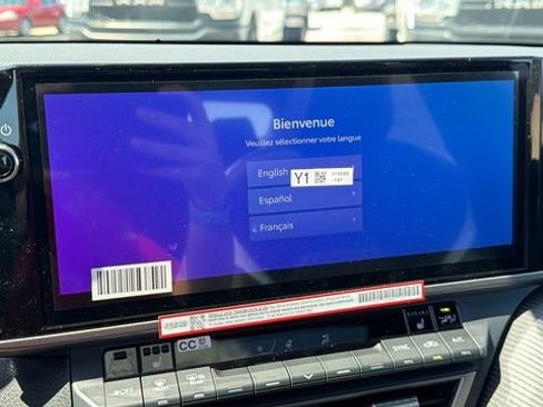 New 2026 Toyota Camry Hybrid FWD image 14