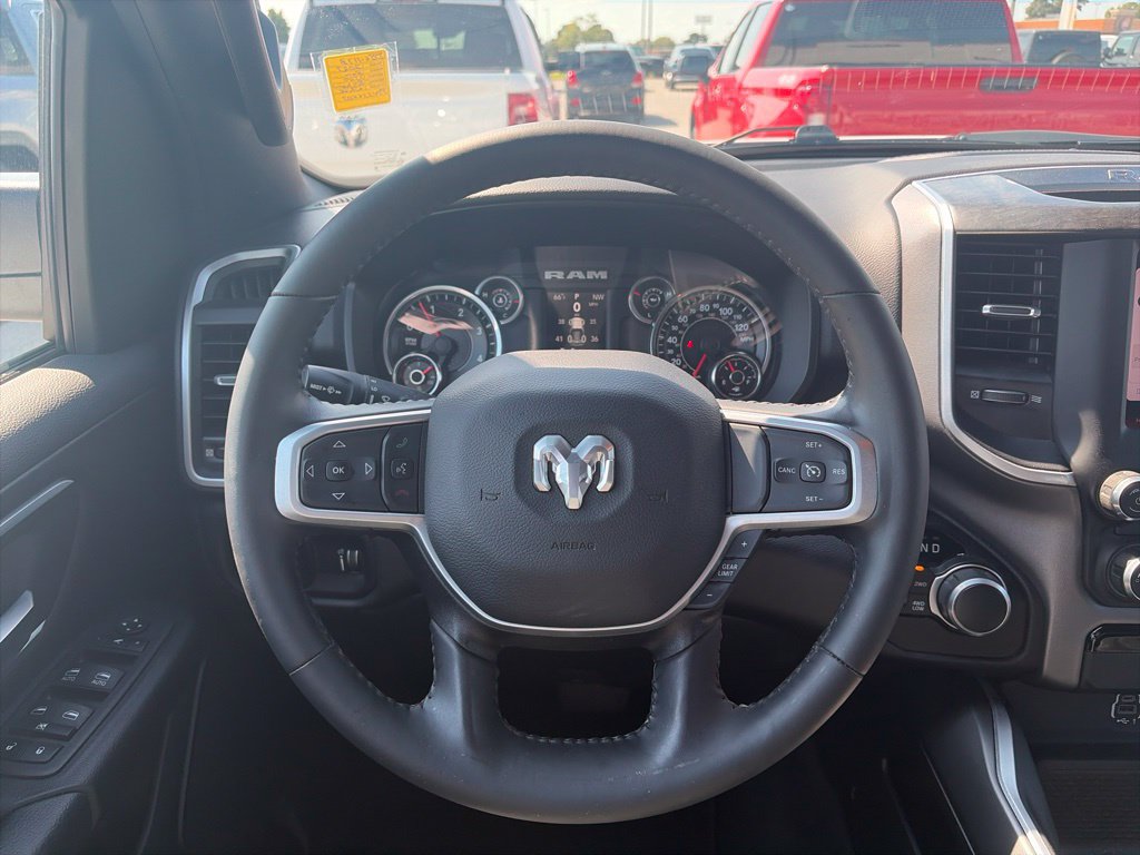 Used 2023 RAM 1500 Big Horn AWD/4WD image 15