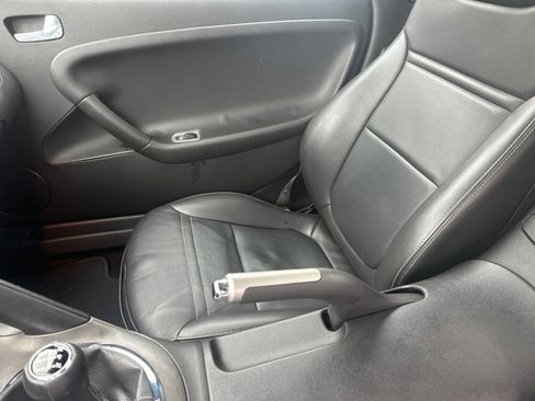 Used 2006 Pontiac Solstice Convertible w/ Premium Package image 16