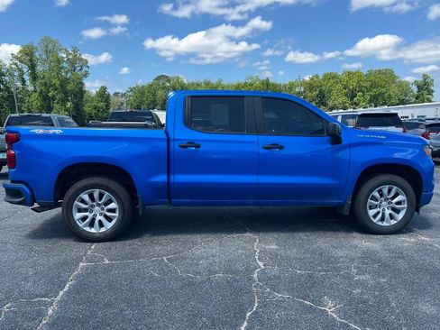Used 2026 Chevrolet Silverado 1500 Custom AWD/4WD image 2