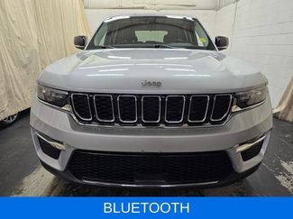 Used 2023 Jeep Grand Cherokee Limited AWD/4WD video 3