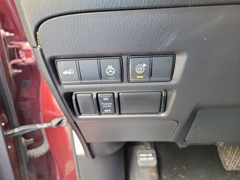 Used 2023 Nissan Armada Platinum w/ Captain's Chairs Package RWD image 24