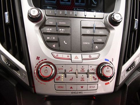 Used 2015 GMC Terrain SLT image 24