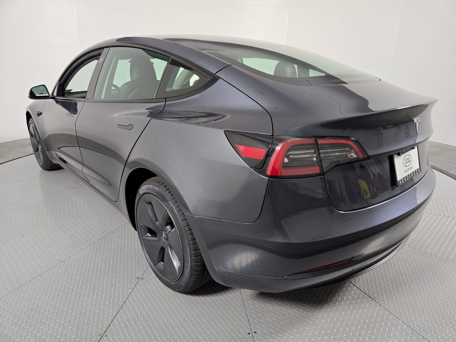 Used 2023 Tesla Model 3 Standard Range RWD image 17