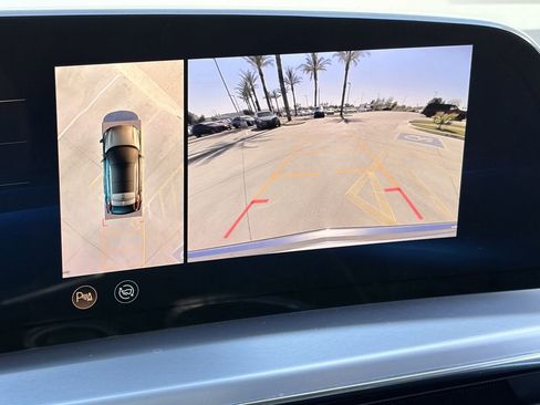 Certified 2025 Cadillac Lyriq Luxury w/ LPO, Floor Liner Package image 28