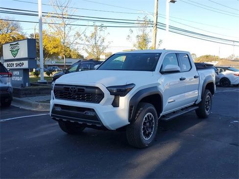 New 2025 Toyota Tacoma TRD Off-Road image 2
