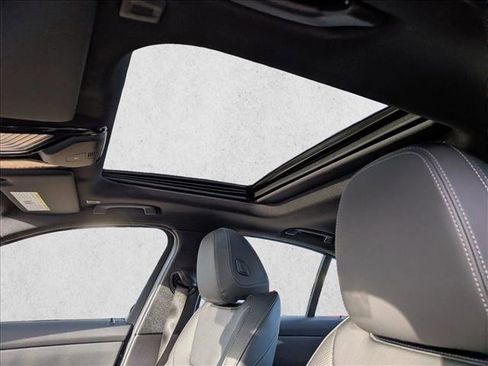 New 2026 BMW 330i xDrive Sedan w/ M Sport Package image 14