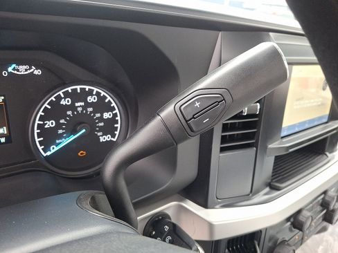 New 2025 Ford F550 4x4 Regular Cab Super Duty image 14