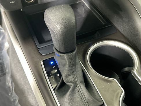 Used 2023 Toyota Camry LE image 20