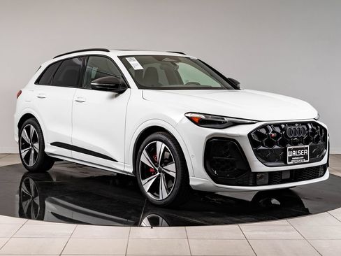New 2026 Audi SQ5 Premium Plus AWD/4WD image 12