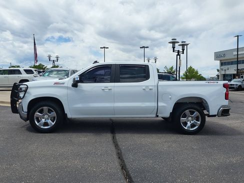 Used 2021 Chevrolet Silverado 1500 LT AWD/4WD image 7