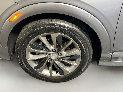 Used 2020 Buick Encore GX Essence w/ Advanced Technology Package FWD image 13