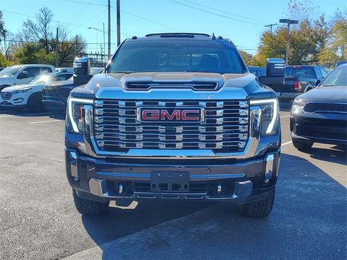Used 2024 GMC Sierra 2500 Denali w/ Denali Reserve Package image 37