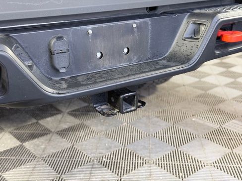 Used 2022 Jeep Gladiator Mojave w/ Cold Weather Group AWD/4WD image 14