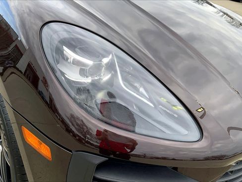 Used 2021 Porsche Macan S image 26