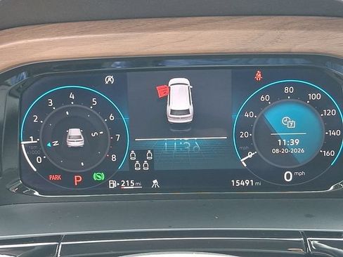 Used 2024 Volkswagen Atlas SE AWD/4WD image 20