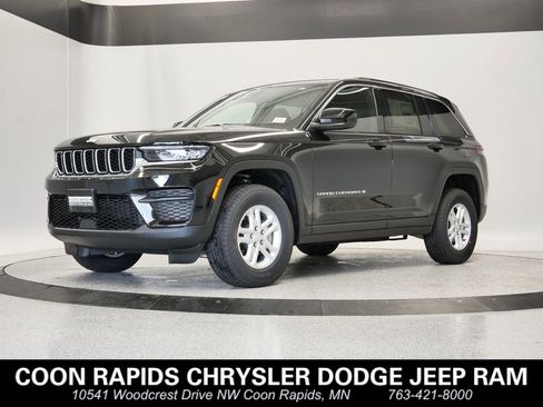 New 2025 Jeep Grand Cherokee Laredo w/ Luxury Tech Group I image 1