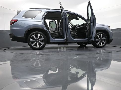 Certified 2024 Honda Pilot Touring image 49