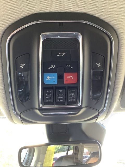 Certified 2023 Jeep Grand Cherokee 4WD 4xe image 32