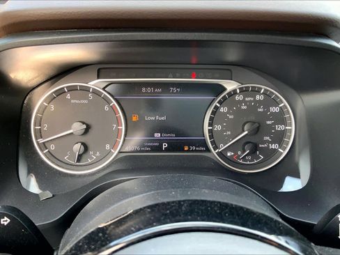 Used 2023 Nissan Rogue SV w/ SV Premium B Package image 25