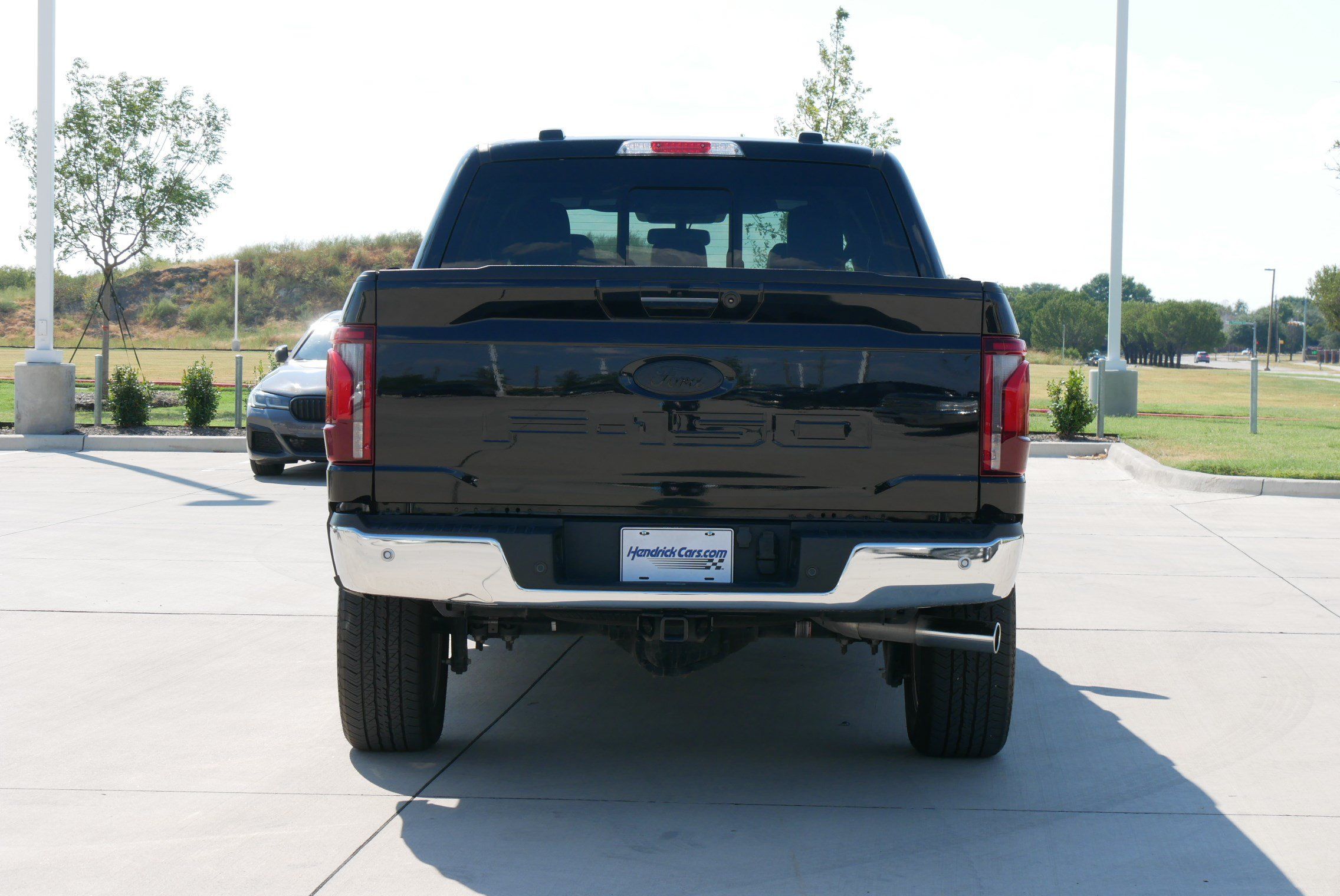 Used 2024 Ford F150 Lariat w/ FX4 Off-Road Package AWD/4WD image 8