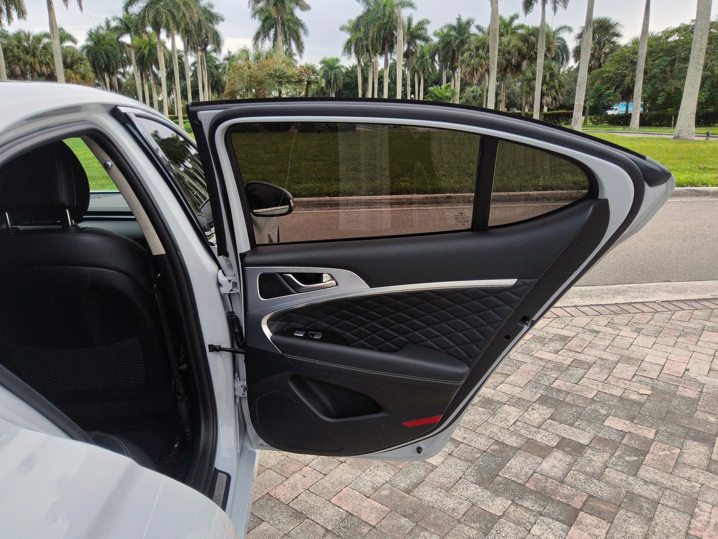Used 2019 Genesis G70 2.0T Advanced w/ Dynamic Package RWD image 39