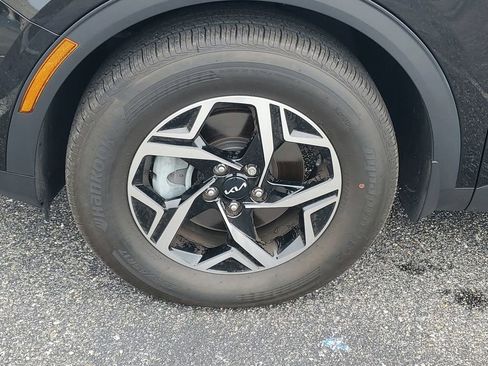 Used 2024 Kia Sportage LX image 30