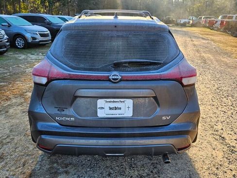 Used 2024 Nissan Kicks SV w/ Interior Electronics Package image 11