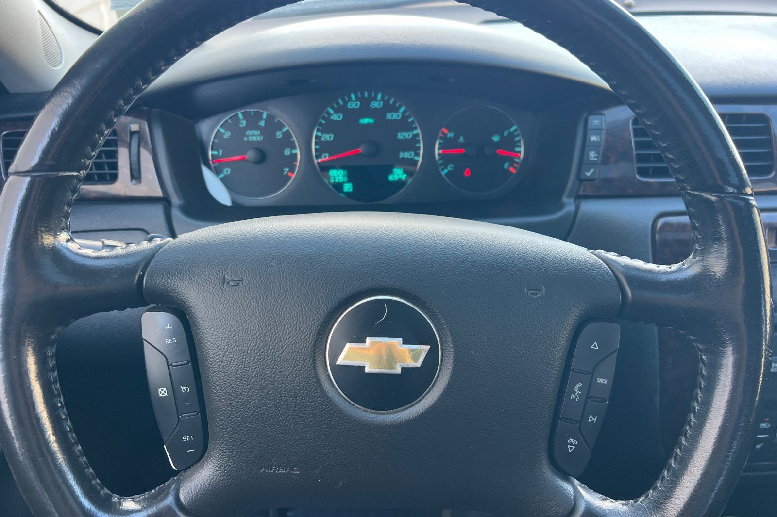 Used 2014 Chevrolet Impala LTZ FWD image 23