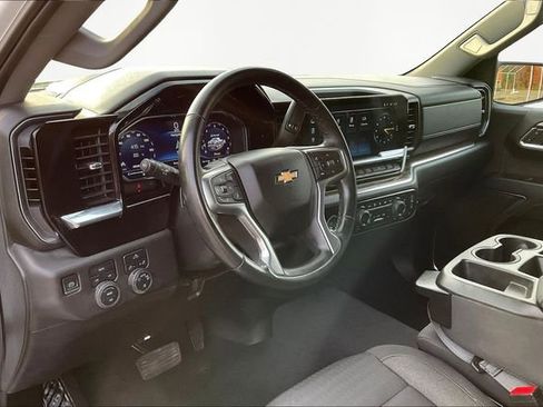Used 2023 Chevrolet Silverado 1500 LT image 12