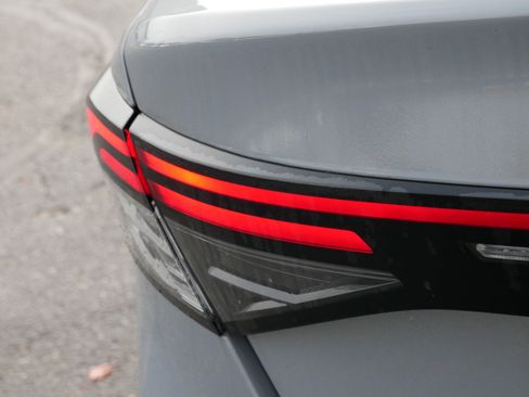 Certified 2025 Honda Accord EX-L image 17