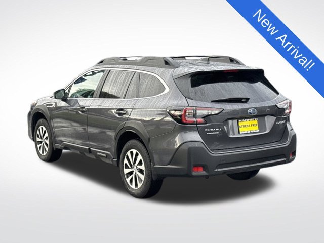 Certified 2025 Subaru Outback Premium AWD/4WD image 5