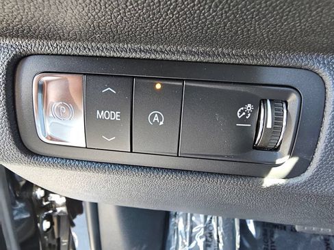 New 2026 Chevrolet Traverse LT w/ Enhanced Driving Package FWD image 23