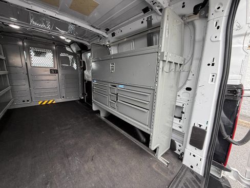 Used 2019 Ford Transit 150 130 Low Roof image 29