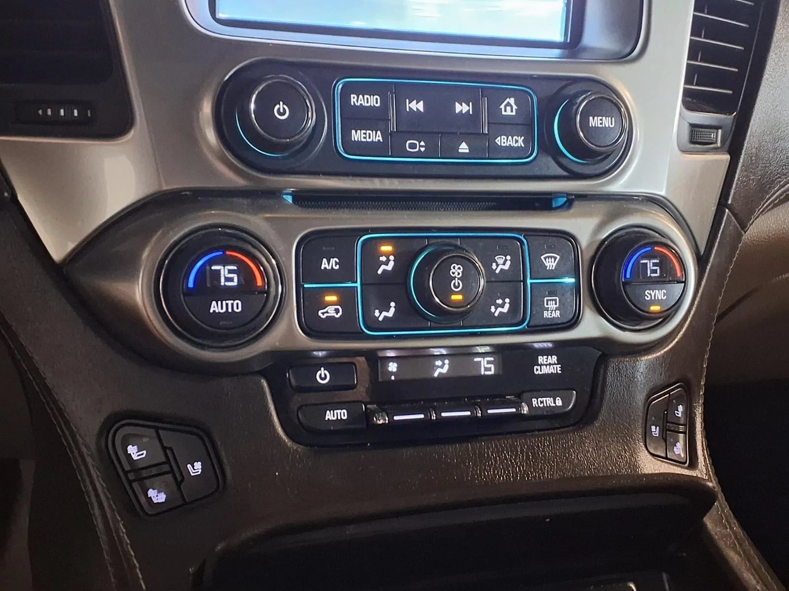 Used 2017 Chevrolet Suburban Premier w/ Max Trailering Package AWD/4WD image 25