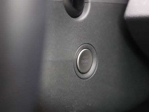 Used 2023 Volkswagen ID.4 Pro S Plus image 24