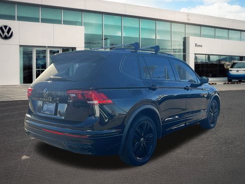 Used 2022 Volkswagen Tiguan SE R-Line image 5