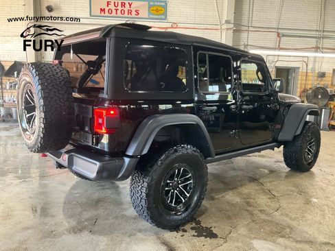 Used 2024 Jeep Wrangler Unlimited Rubicon w/ XTREMEE 35" Tire Package AWD/4WD image 27