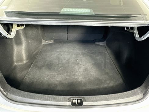 Used 2022 Toyota Corolla LE FWD image 28