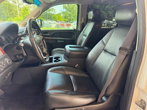 Used 2014 GMC Sierra 2500 SLT w/ SLT Convenience Package AWD/4WD image 14