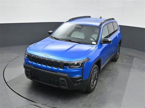 New 2026 Jeep Cherokee Limited image 35