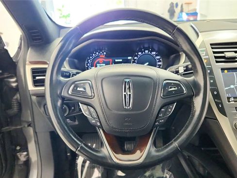 Used 2018 Lincoln MKZ Select w/ Technology Package FWD image 34