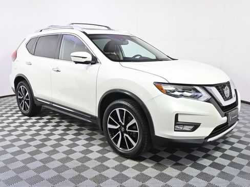 Used 2018 Nissan Rogue SL w/ Premium Package AWD/4WD image 8