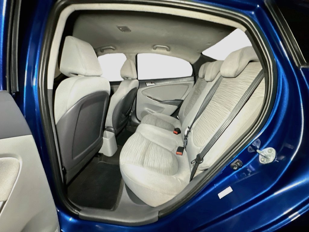 Used 2017 Hyundai Accent SE FWD image 28