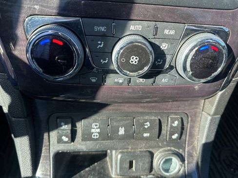 Used 2015 Buick Enclave Leather image 22