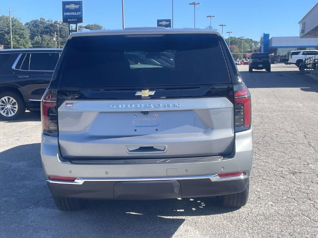 Used 2026 Chevrolet Suburban LS w/ LS Custom Edition RWD image 5