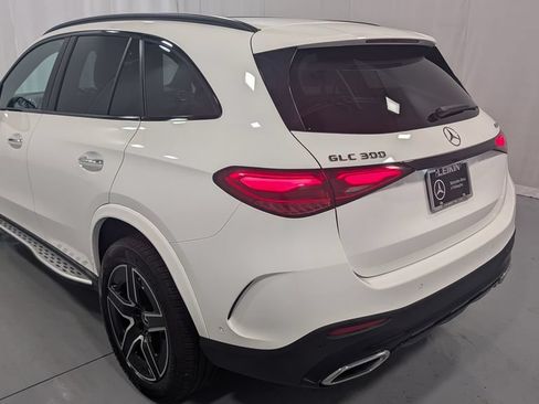 Used 2023 Mercedes-Benz GLC 300 4MATIC image 8
